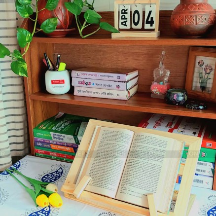 Wooden Book Holder_14501